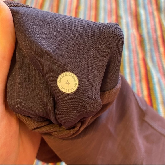 Lululemon Invigorate High-Rise Short 10” in Black Currant Purple Small 4 - Picture 9 of 9